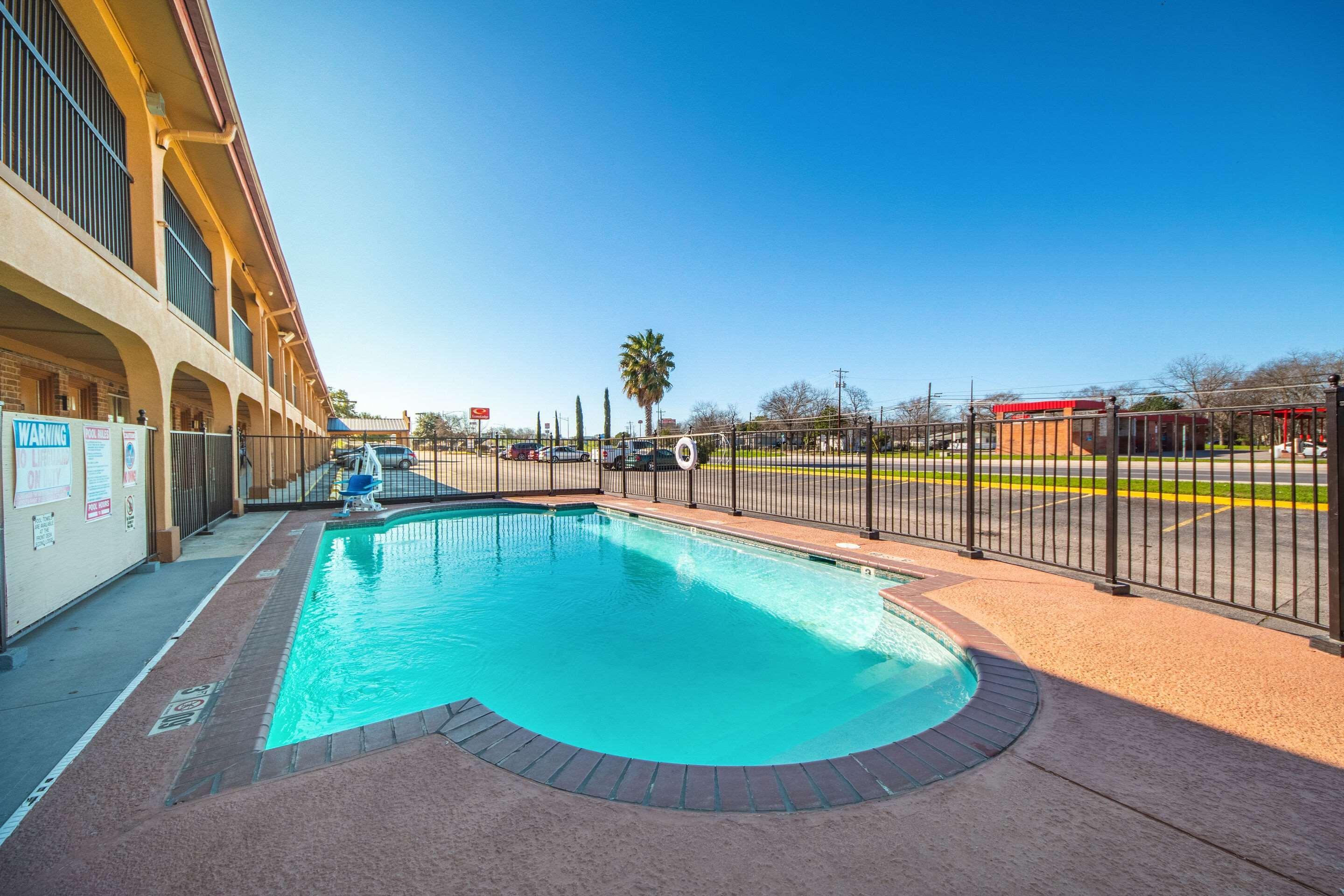 Econo Lodge San Marcos University Area Zewnętrze zdjęcie